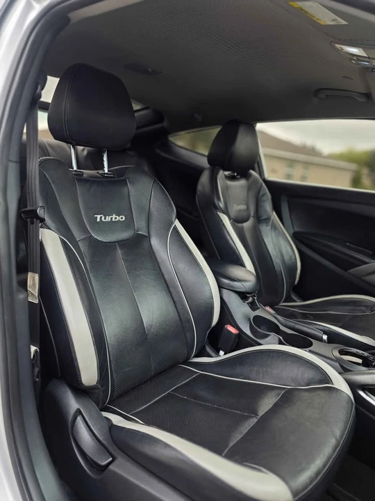 2013 Hyundai Veloster - Image 13 of 15