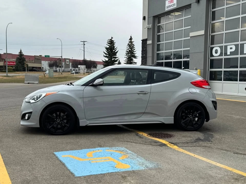 2013 Hyundai Veloster - Image 3 of 18