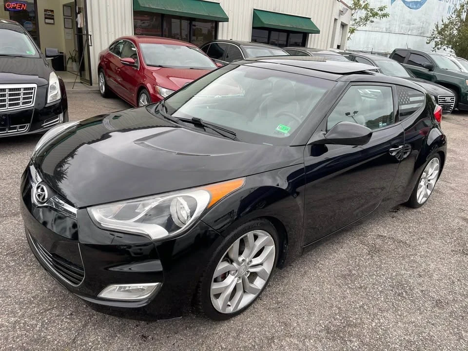 2013 Hyundai Veloster - Image 3 of 19