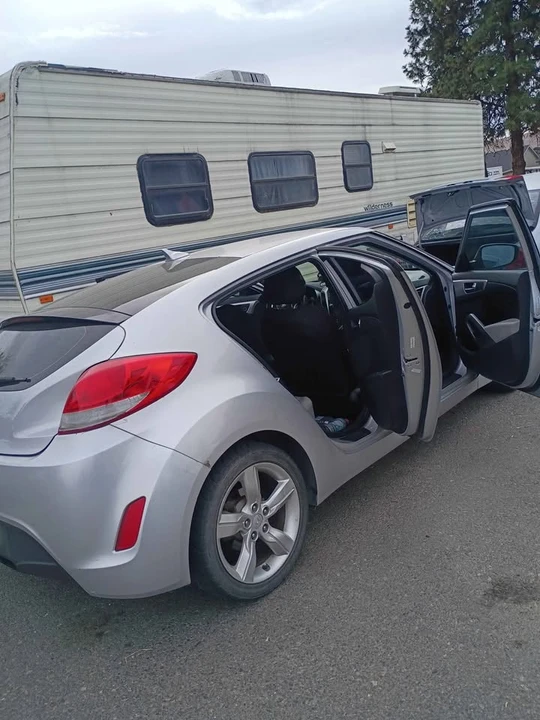 2013 Hyundai Veloster - Image 6 of 9