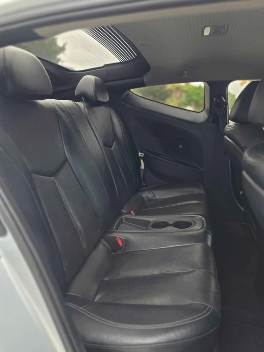 2013 Hyundai Veloster - Image 14 of 15