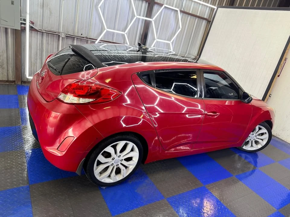 2013 Hyundai Veloster - Image 10 of 20