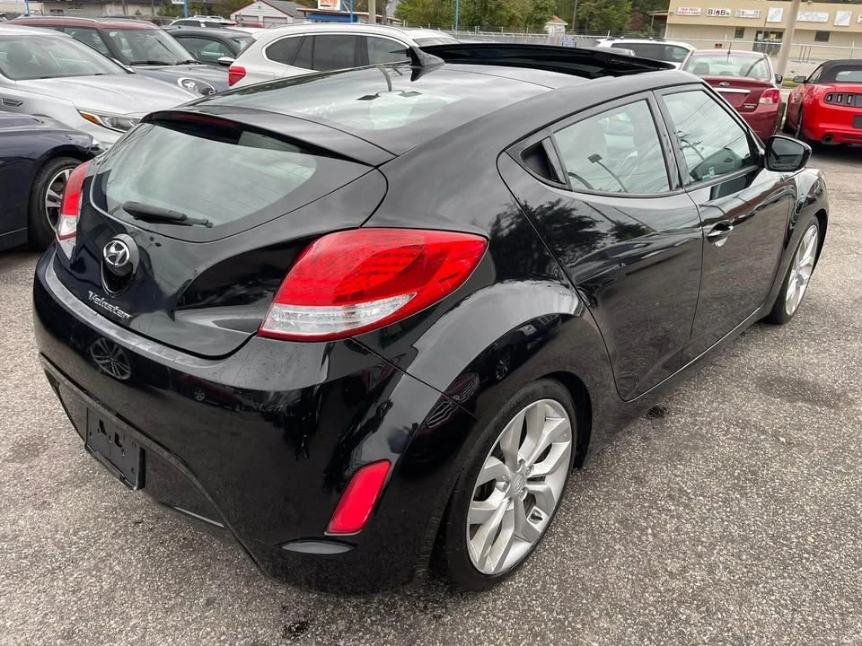 2013 Hyundai Veloster - Image 6 of 19