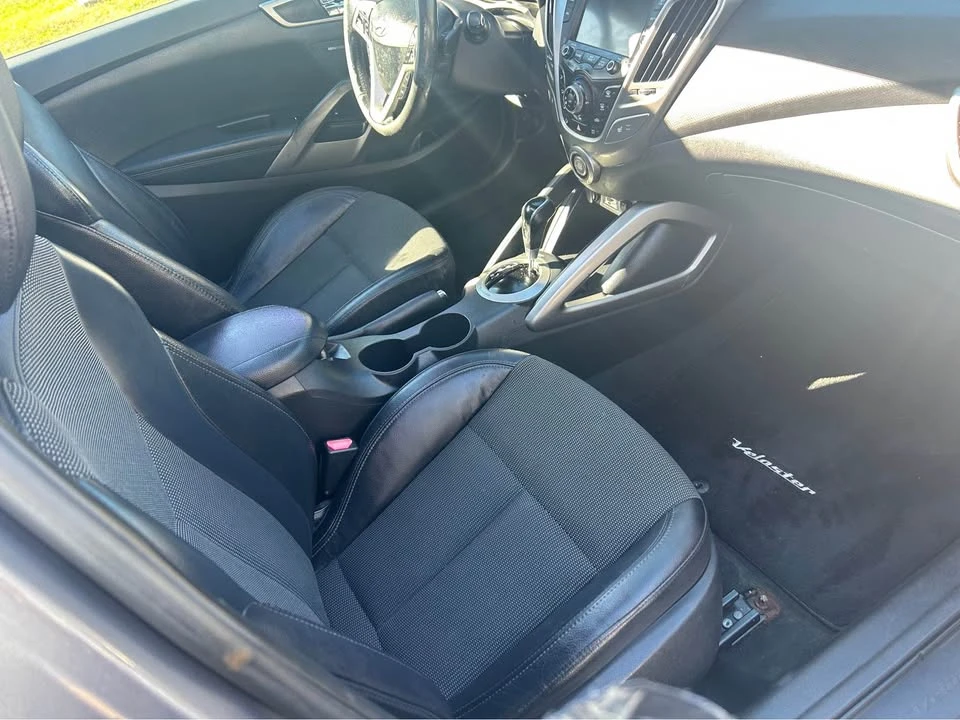 2013 Hyundai Veloster - Image 6 of 14