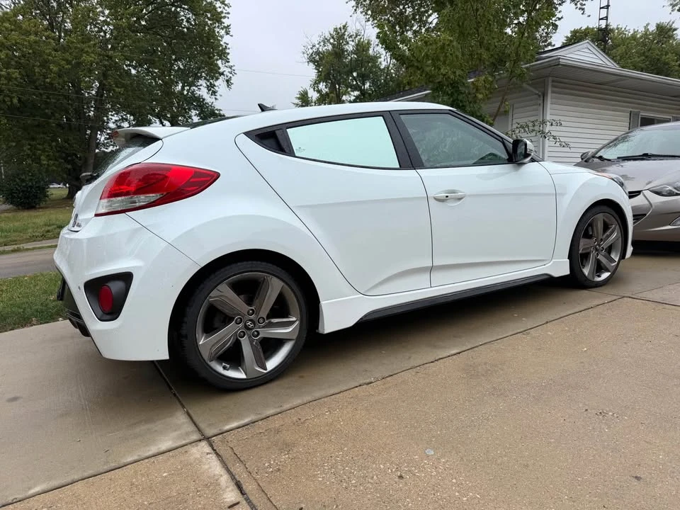 2013 Hyundai Veloster - Image 14 of 18