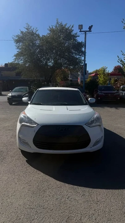 2013 Hyundai Veloster - Image 9 of 9