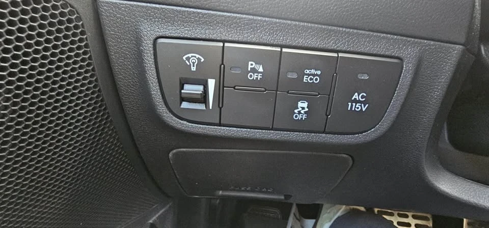 2013 Hyundai Veloster - Image 14 of 15