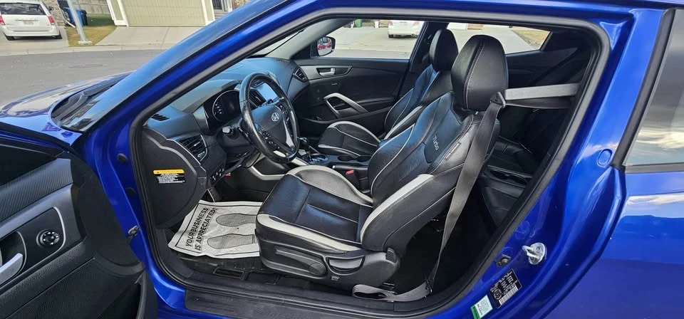 2013 Hyundai Veloster - Image 9 of 15