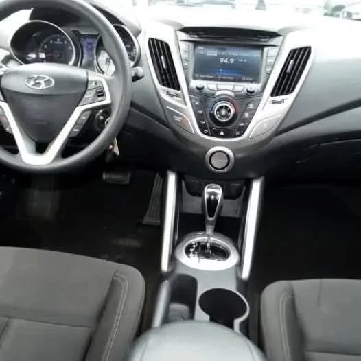 2013 Hyundai Veloster - Image 9 of 13