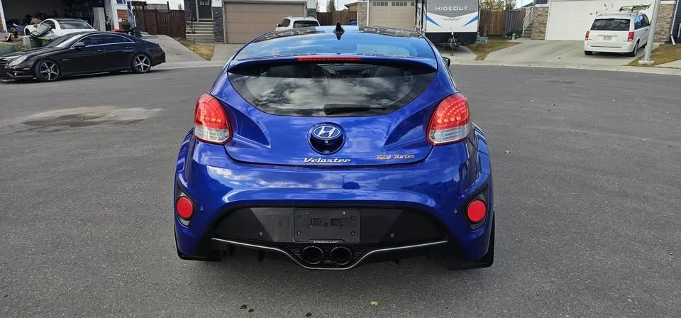 2013 Hyundai Veloster - Image 11 of 15