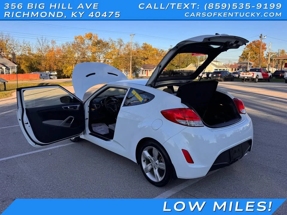 2013 Hyundai Veloster - Image 12 of 19