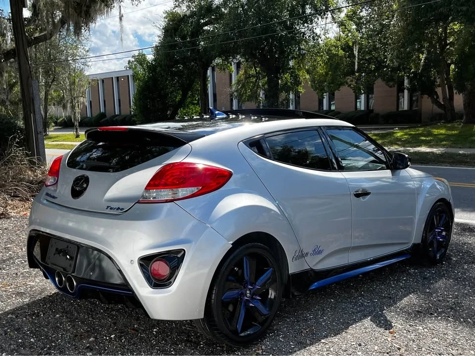 2013 Hyundai Veloster - Image 8 of 15