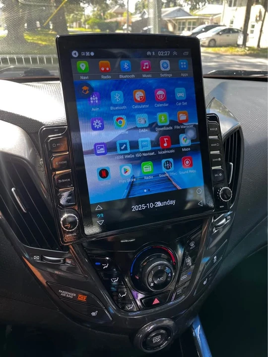 2013 Hyundai Veloster - Image 11 of 15