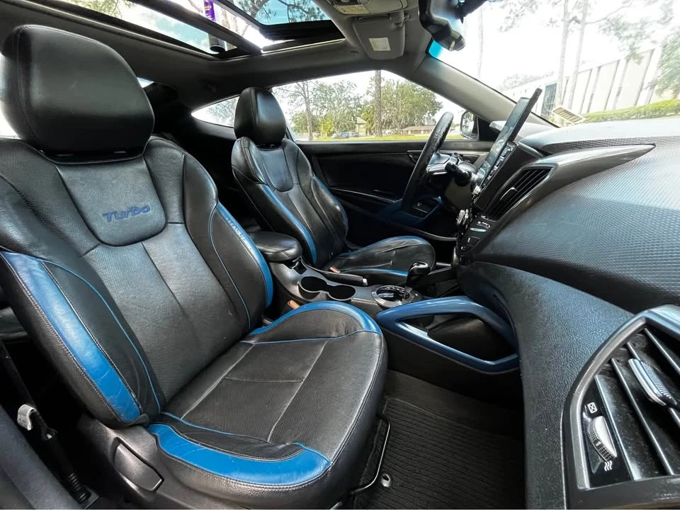 2013 Hyundai Veloster - Image 9 of 15