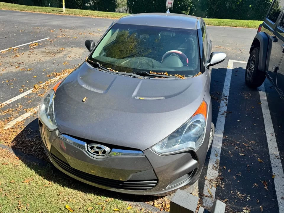 2013 Hyundai Veloster - Image 2 of 4