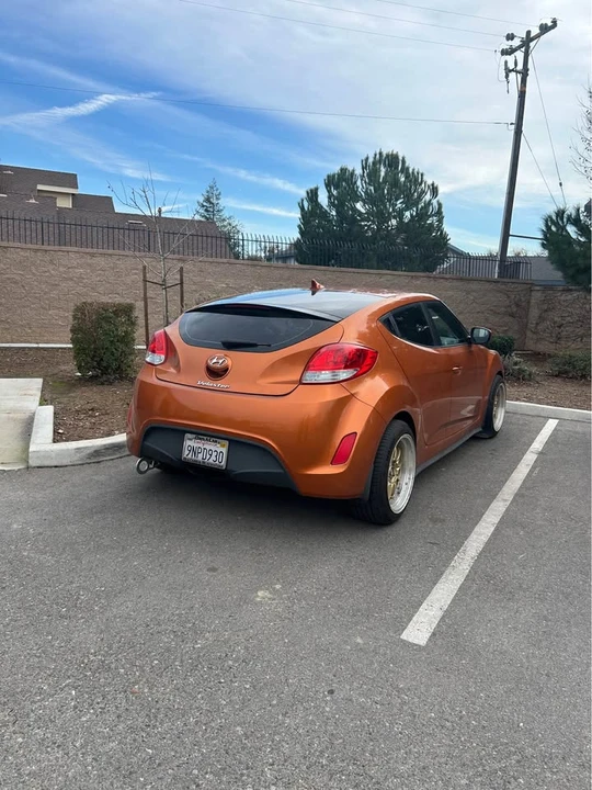 2013 Hyundai Veloster - Image 4 of 7