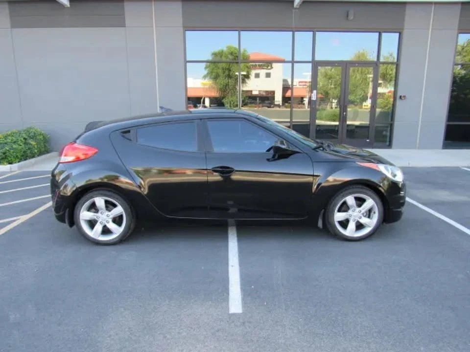 2013 Hyundai Veloster - Image 4 of 13