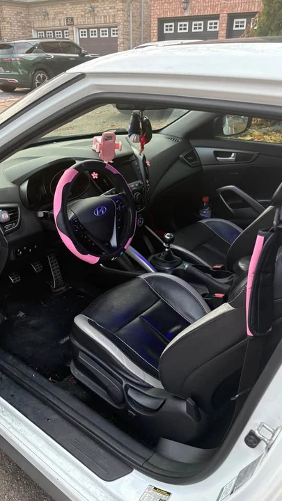 2013 Hyundai Veloster - Image 5 of 6