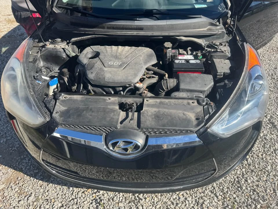 2013 Hyundai Veloster - Image 8 of 20