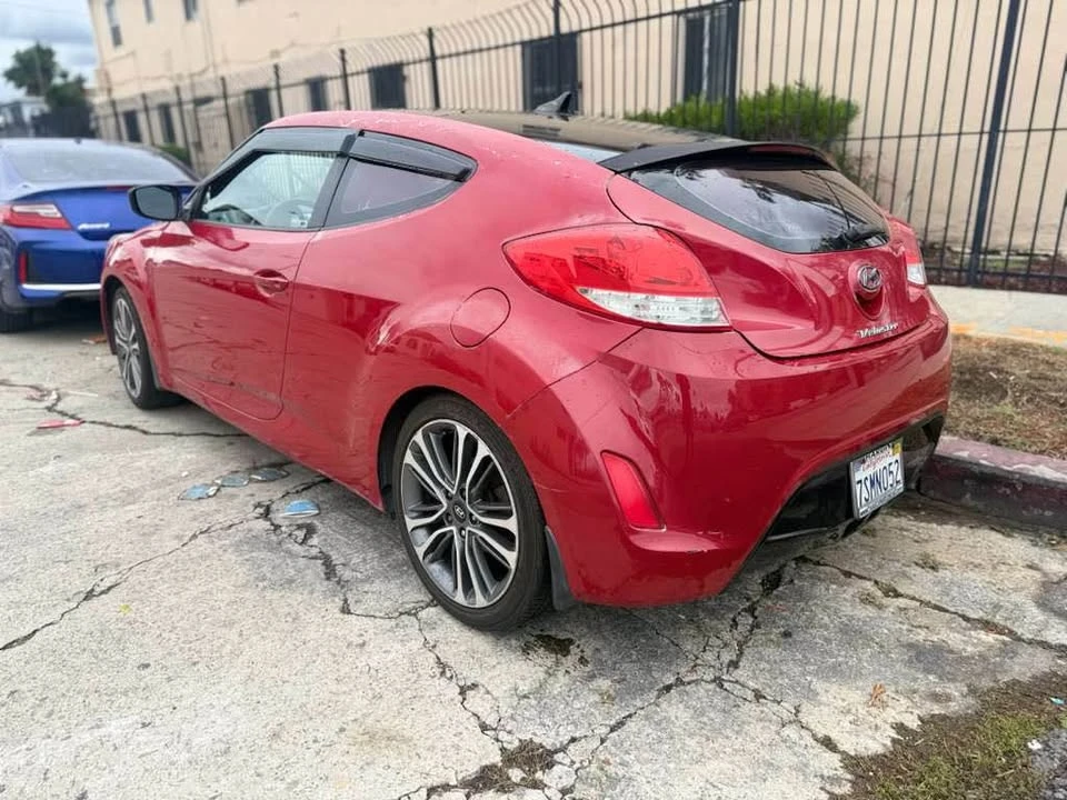 2013 Hyundai Veloster - Image 6 of 13