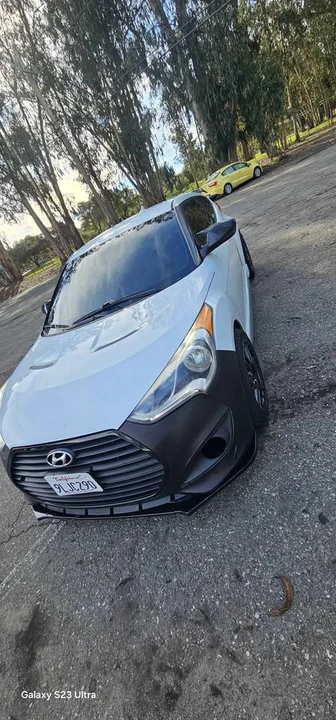 2013 Hyundai Veloster - Image 3 of 8