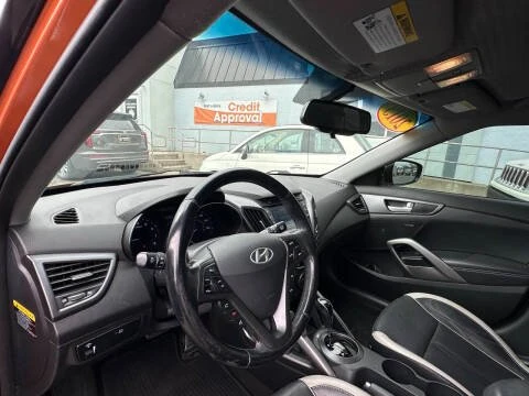 2013 Hyundai Veloster - Image 9 of 16