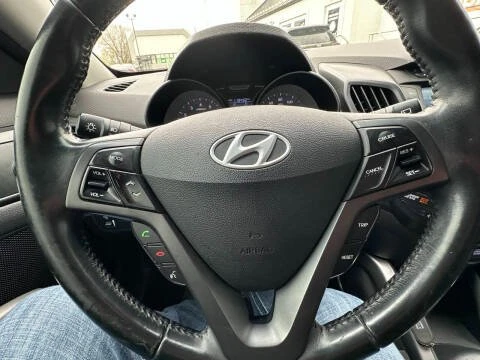 2013 Hyundai Veloster - Image 16 of 16