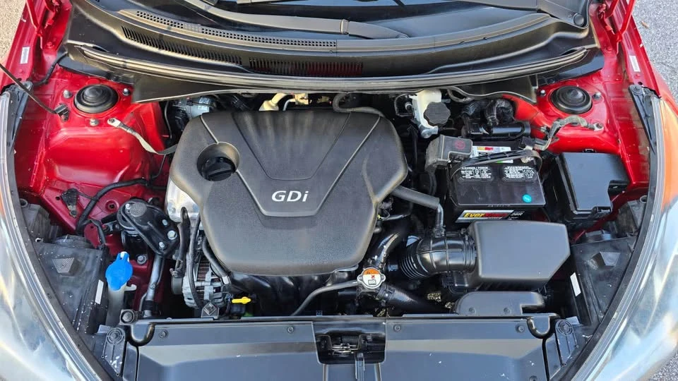 2013 Hyundai Veloster - Image 7 of 8