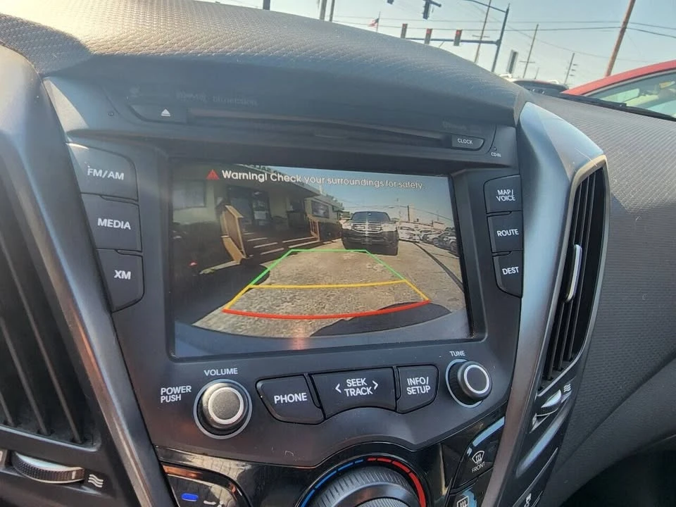 2013 Hyundai Veloster - Image 14 of 19