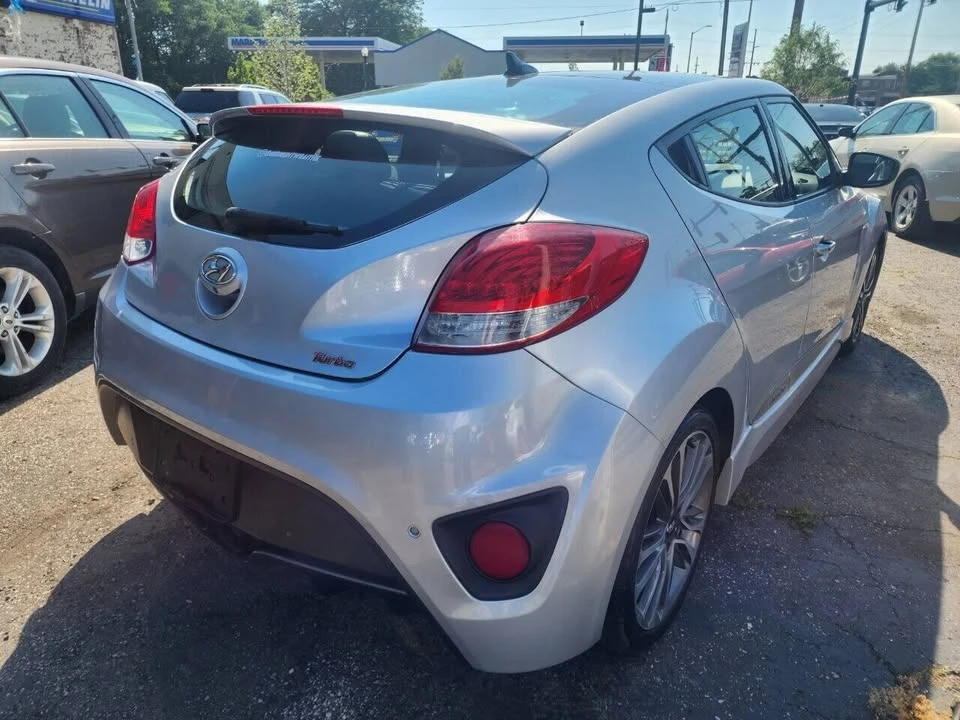 2013 Hyundai Veloster - Image 6 of 19