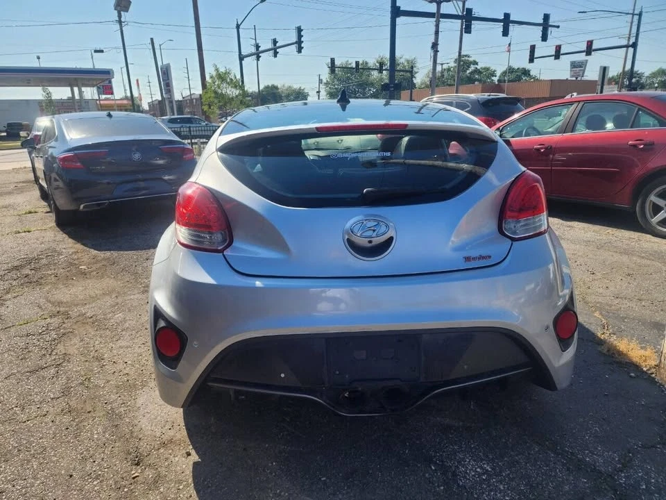 2013 Hyundai Veloster - Image 5 of 19