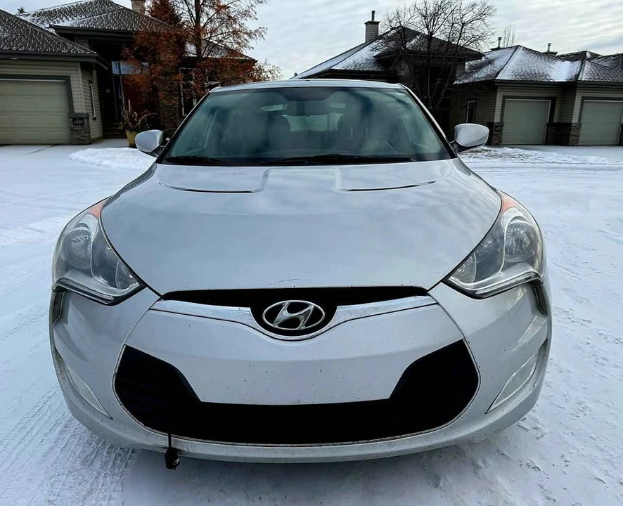 2013 Hyundai Veloster - Image 4 of 14