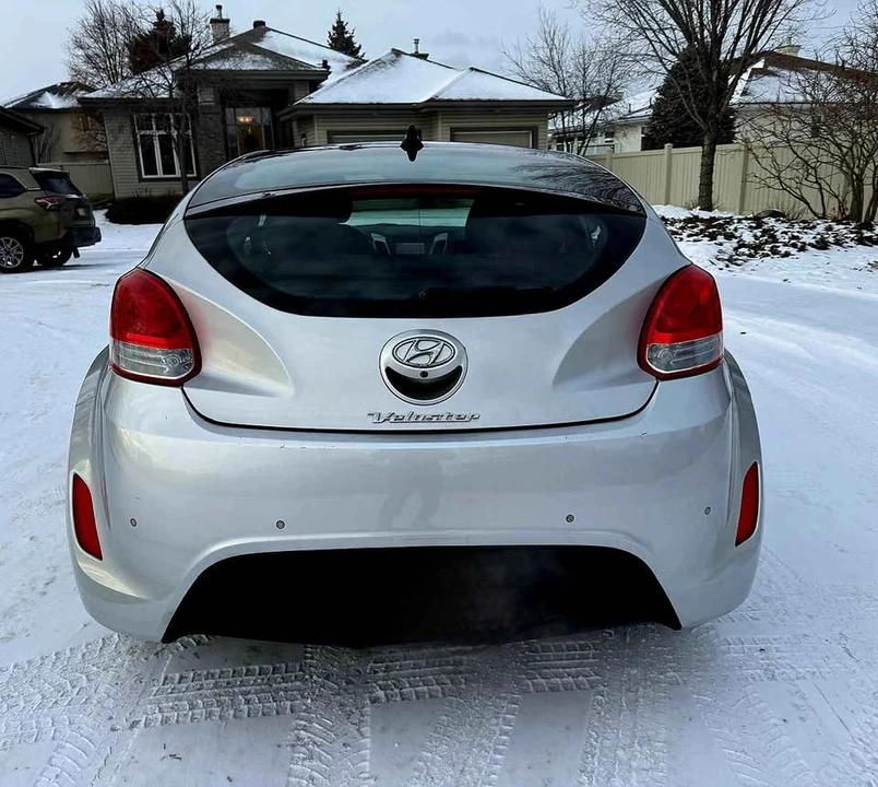 2013 Hyundai Veloster - Image 5 of 14