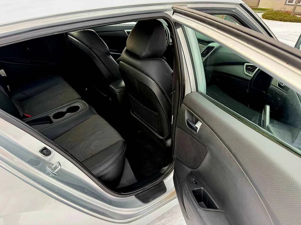 2013 Hyundai Veloster - Image 9 of 14