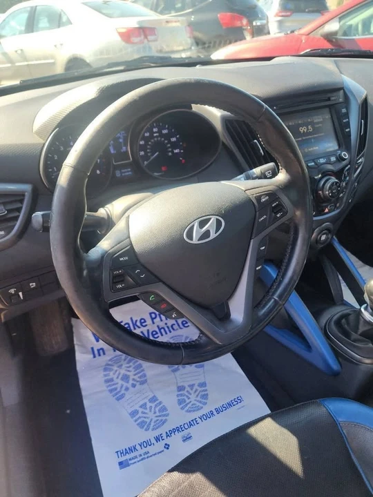 2013 Hyundai Veloster - Image 13 of 19