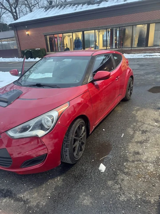 2013 Hyundai Veloster - Image 5 of 6