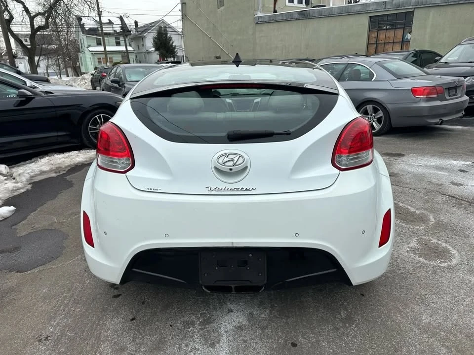 2013 Hyundai Veloster - Image 7 of 20