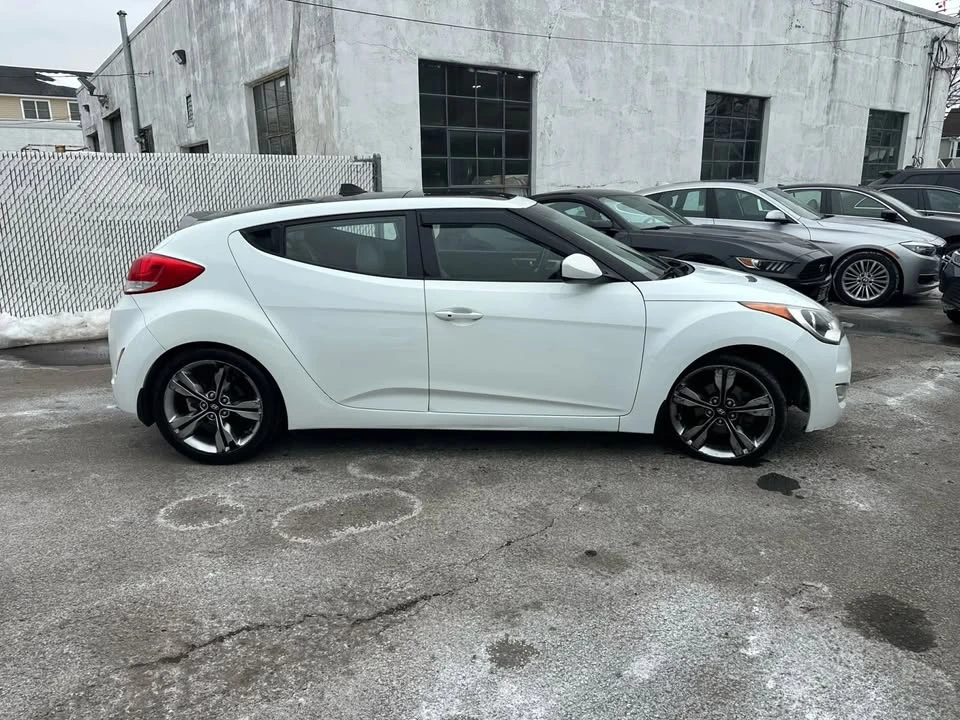 2013 Hyundai Veloster - Image 5 of 20