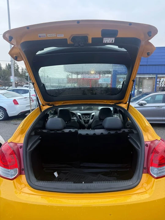 2013 Hyundai Veloster - Image 7 of 15