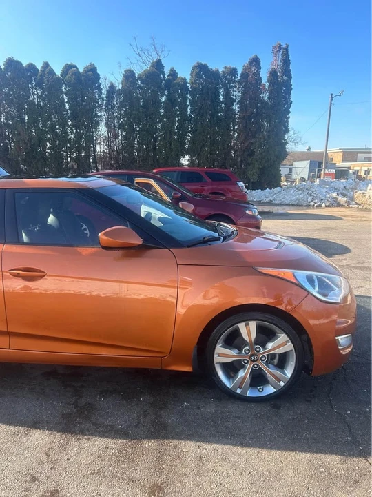 2013 Hyundai Veloster - Image 3 of 9