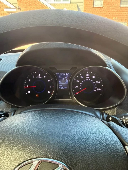 2013 Hyundai Veloster - Image 7 of 11