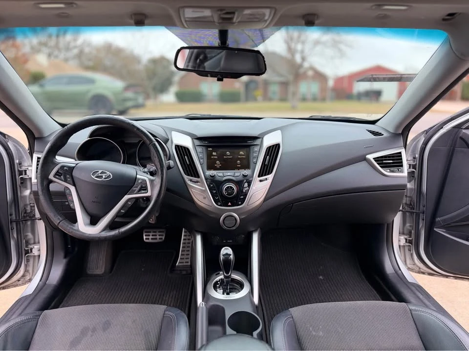 2013 Hyundai Veloster - Image 14 of 14