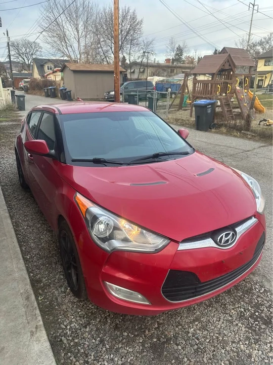2013 Hyundai Veloster - Image 11 of 18