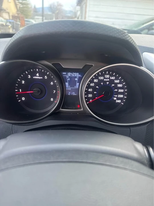 2013 Hyundai Veloster - Image 18 of 18