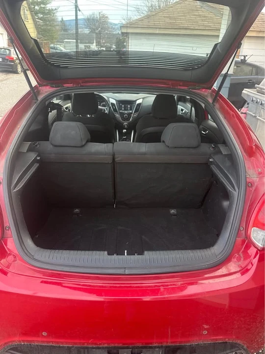 2013 Hyundai Veloster - Image 6 of 18