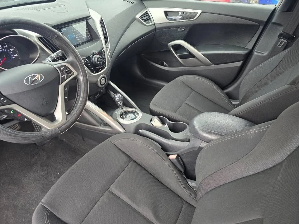 2013 Hyundai Veloster - Image 11 of 18