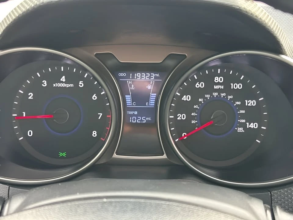 2013 Hyundai Veloster - Image 19 of 21