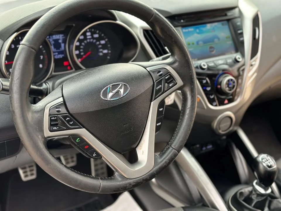 2013 Hyundai Veloster - Image 18 of 21
