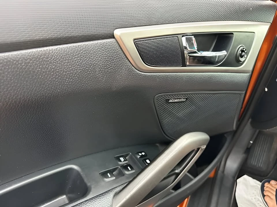 2013 Hyundai Veloster - Image 15 of 21