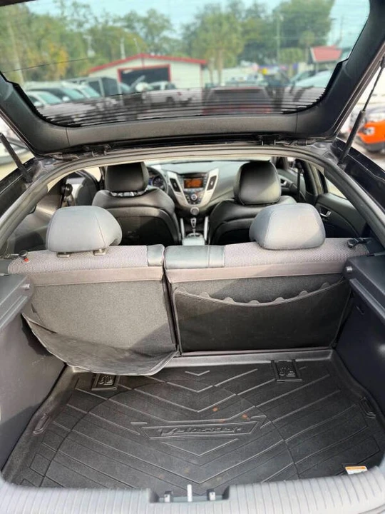 2013 Hyundai Veloster - Image 6 of 11